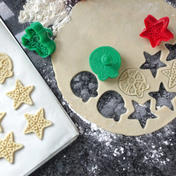 Holiday Pastry & Cookie Cutter Set /4 - Image 6