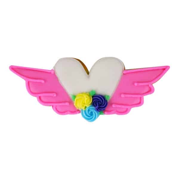 heart cookie with wings