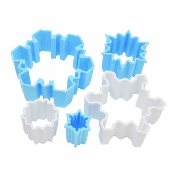 SNOWFLAKE CUTTERS PLASTIC S/5